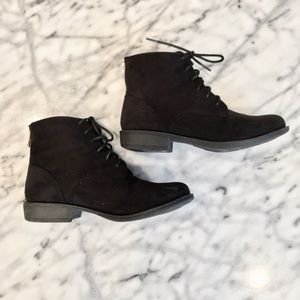 Atmosphere - Combat Lace Up Boots (Size 6)